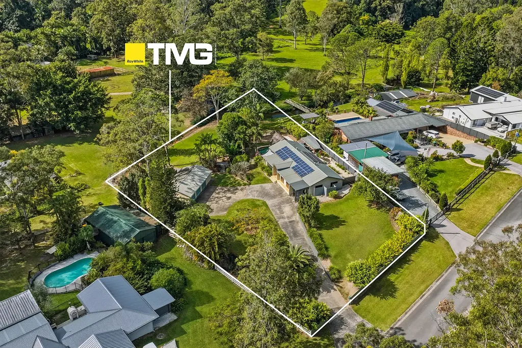 Worongary 4Zimmer A Rare Creekside Acreage Retreat with 4,071m2 of Space, Privacy & Possibility