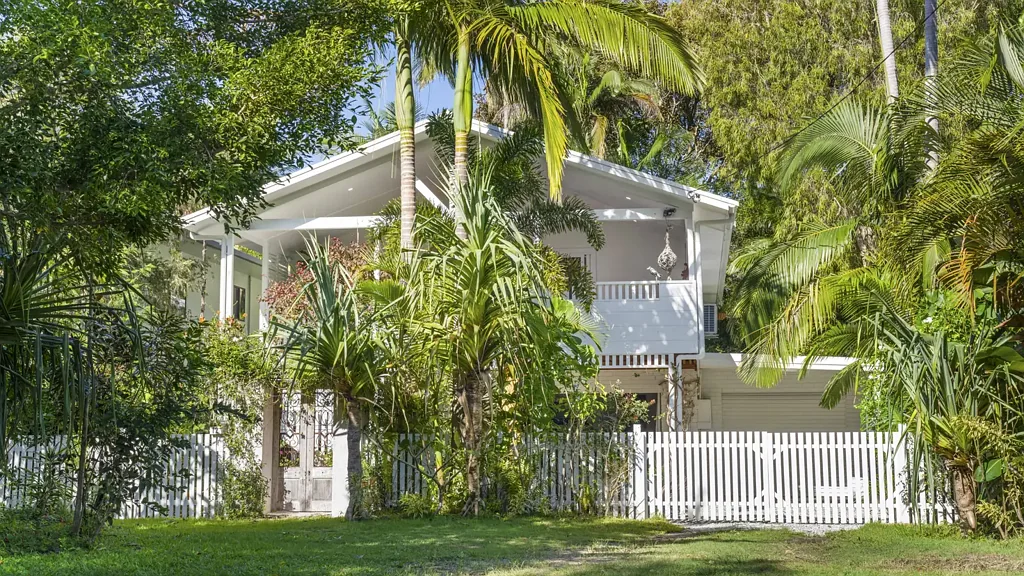 South Golden Beach 3房  Stylish Coastal Sanctuary