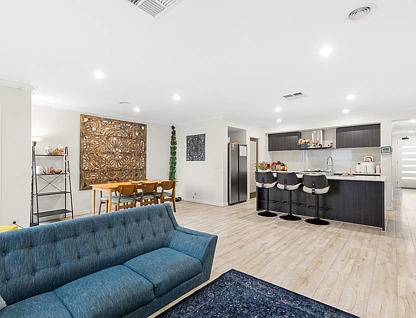 24 Genovesa Drive, Truganina, South West Melbourne, 4房, 2浴, House