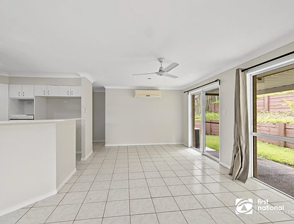 22 Hedera Street, Regents Park, Brisbane - Southern Region, 4 phòng ngủ, 2 phòng tắm, House