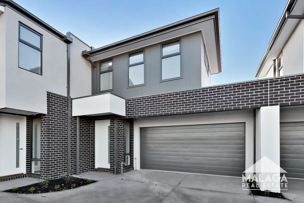 Double Garage Delight