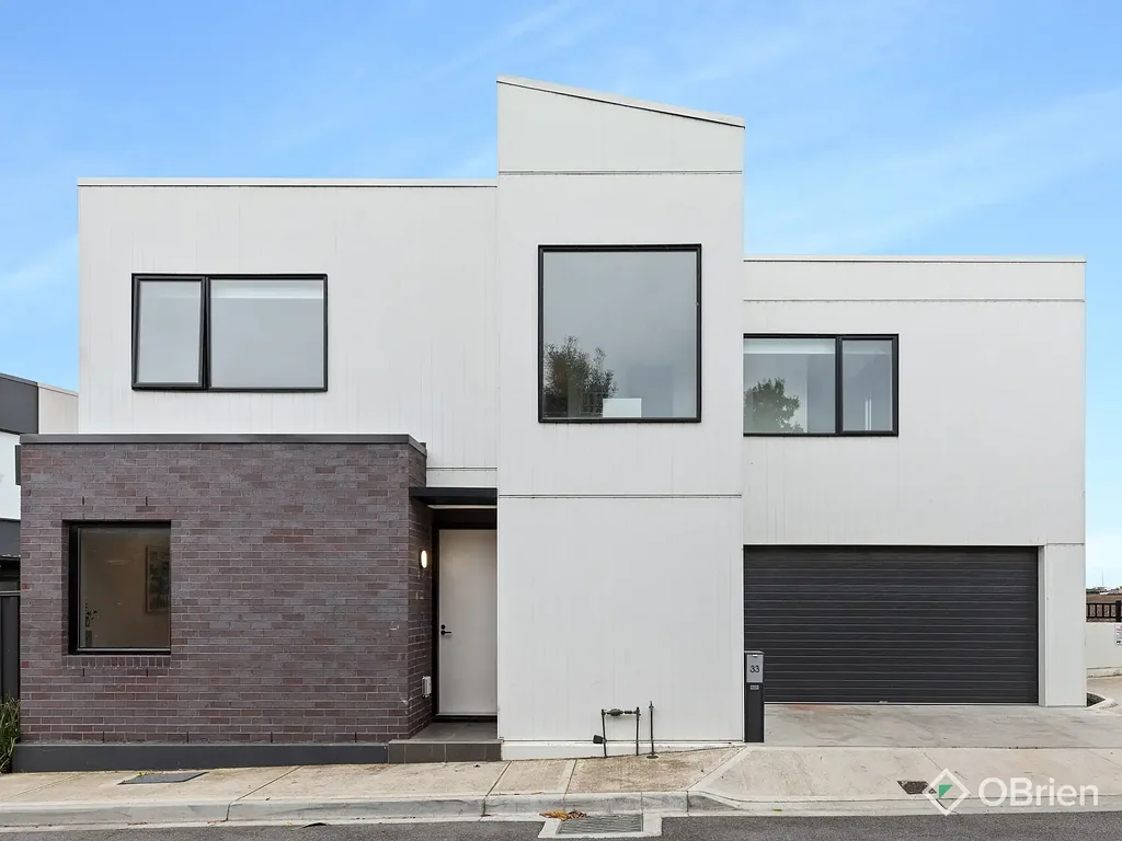 Sunshine North 3غرفة نوم Contemporary Gem Nestled In Quiet Court Locale