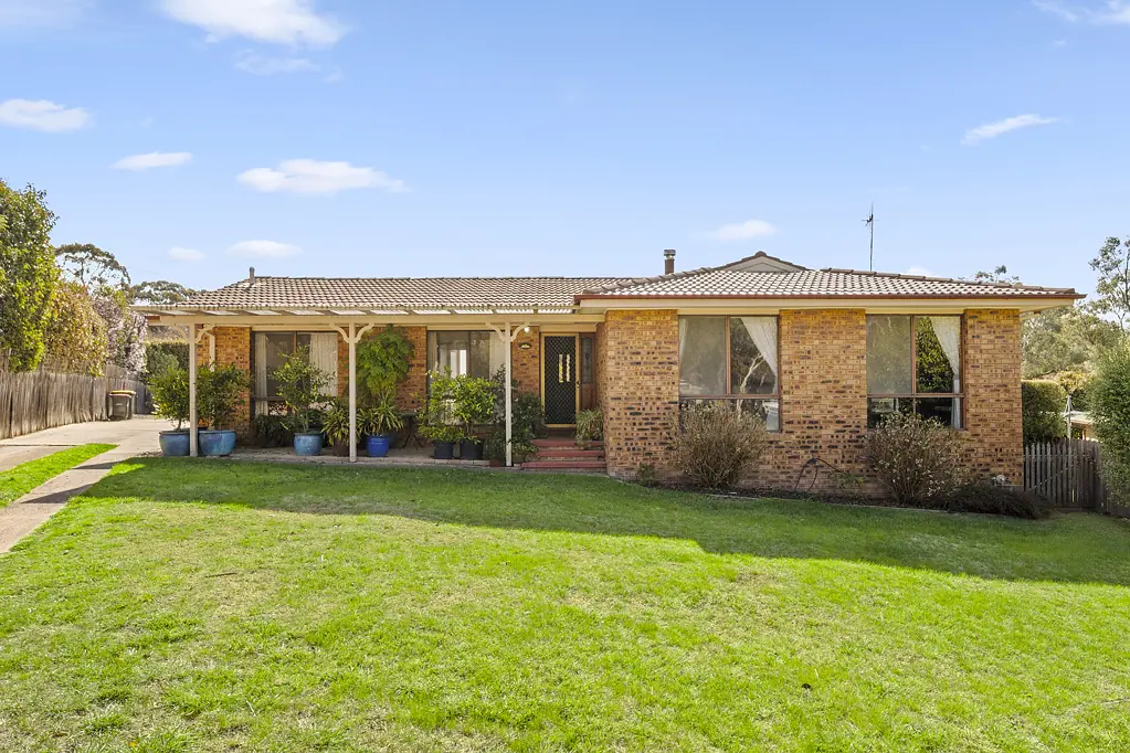 4 Sterry Place, Wanniassa, ACT 2903