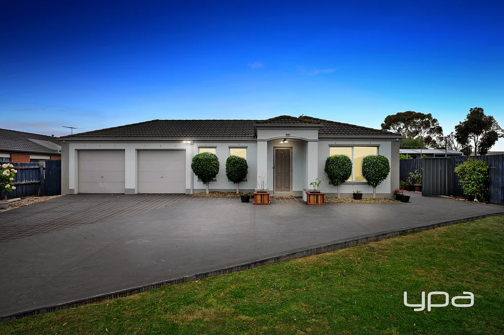 5 Claire Court, Kurunjang, VIC 3337