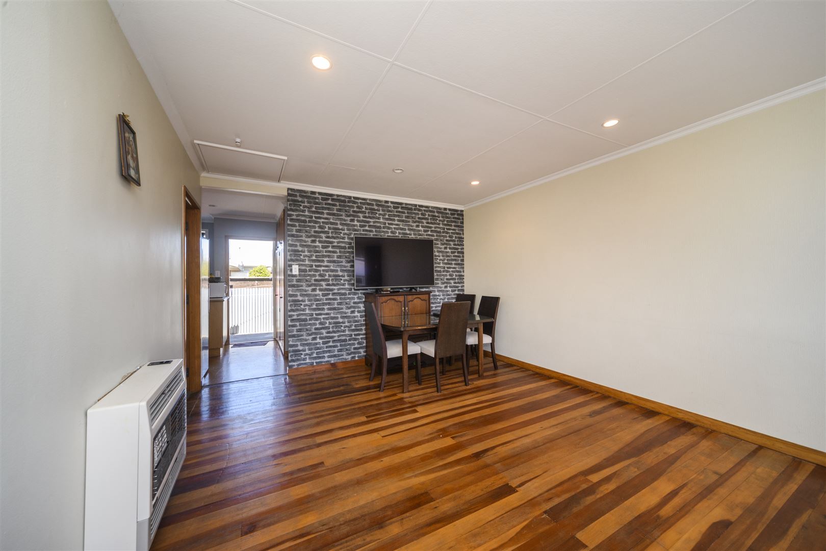 138b Heretaunga Street, Palmerston North Central, Palmerston North, 2 phòng ngủ, 1 phòng tắm