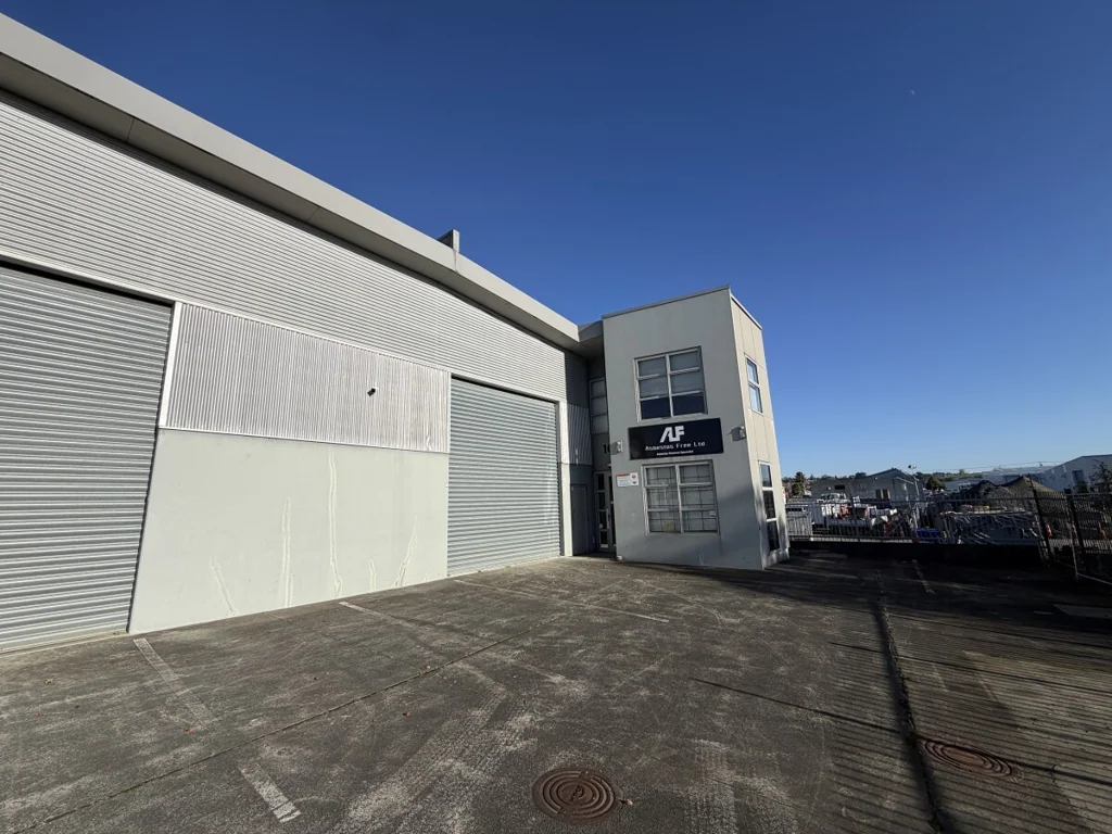 Henderson High Stud Warehouse in Popular Location