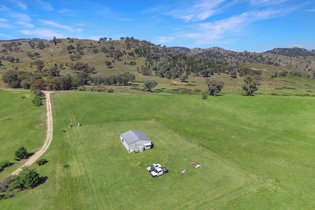 Wyangala Private Weekend escape or build your dream home with 80acres and permanent creek frontage!