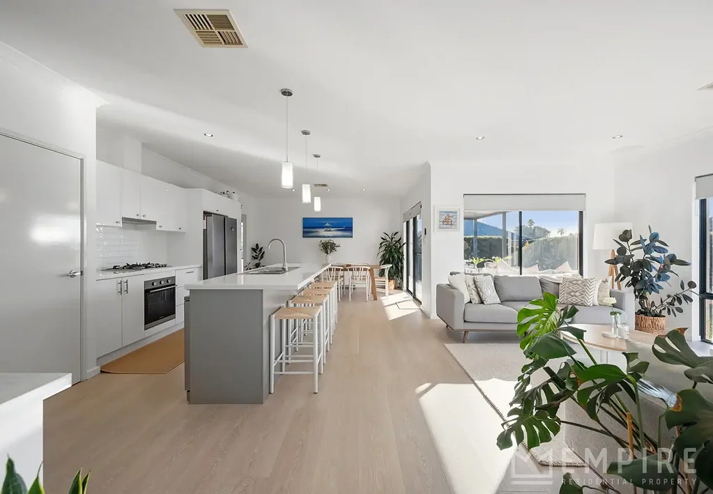 Spacious Family Living with Exceptional Outdoor Entertaining