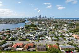 4/44 Oceanic Drive, Mermaid Waters