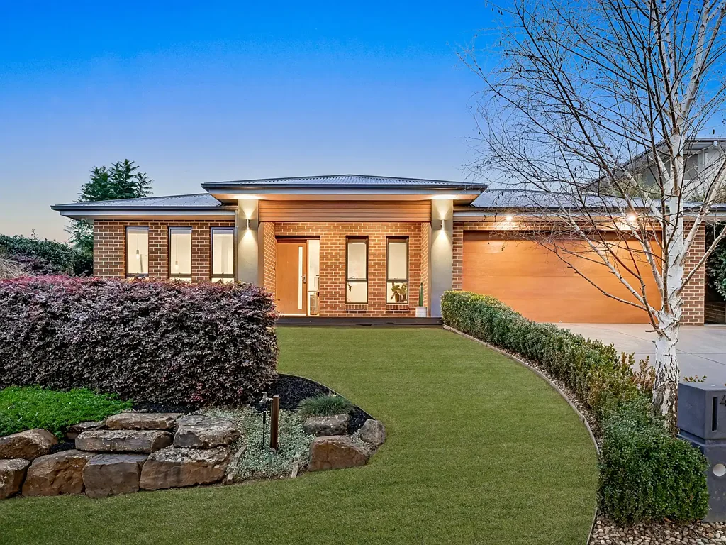 Drouin 3غرفة نوم Grand Family Living in Prestigious Jackson View Estate