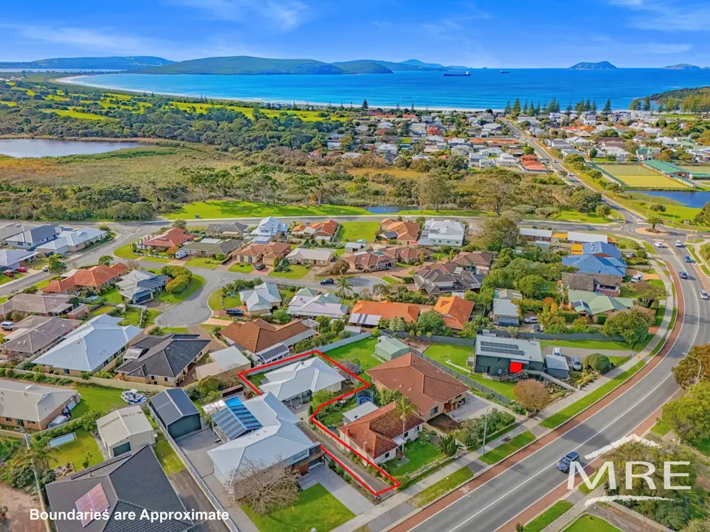 Middleton Beach 3कमरा COASTAL CONVENIENCE WITH INCOME POTENTIAL