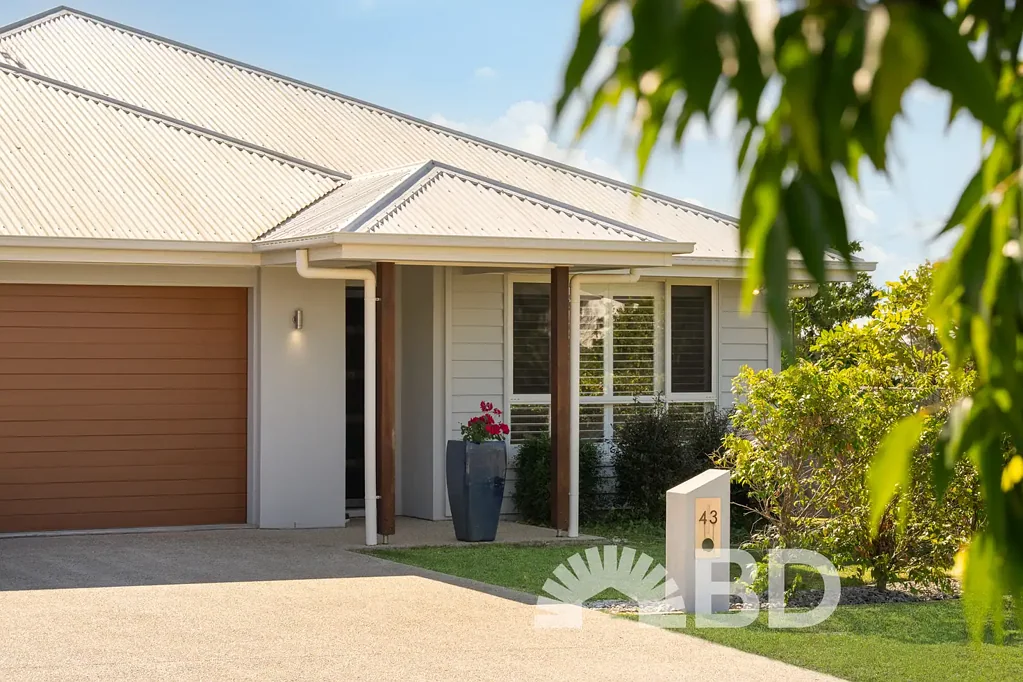 Narangba 4ਬੈੱਡਰੂਮ Modern Comfort with Side Access & Outdoor Living