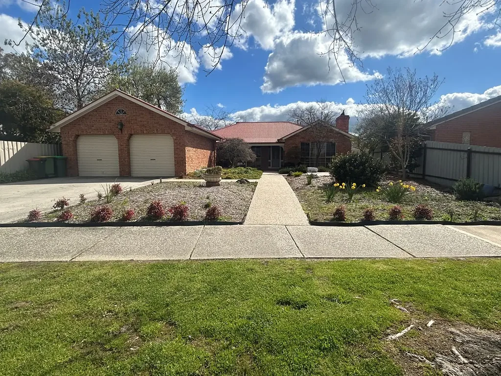 SPACIOUS FAMILY HOME WITH MODERN COMFORTS