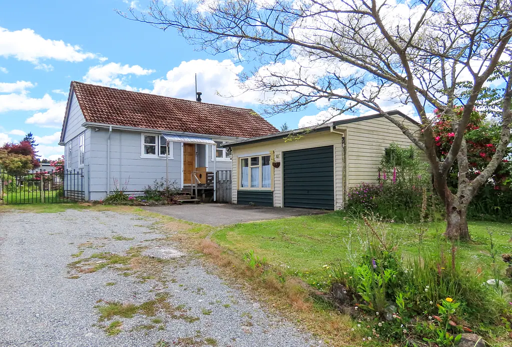 Reefton 2 Bedroom Solid Starter