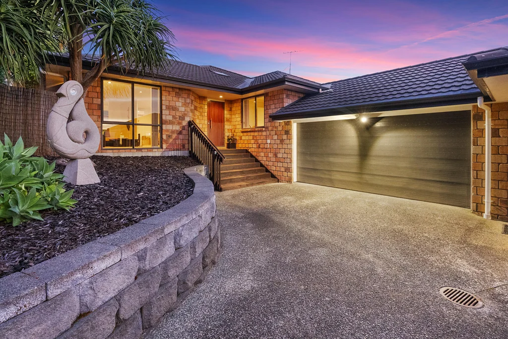 7 Oratia Drive, Glen Eden, Waitakere City, Auckland