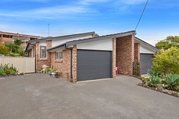 2/9 Warrigal Street, The Entrance