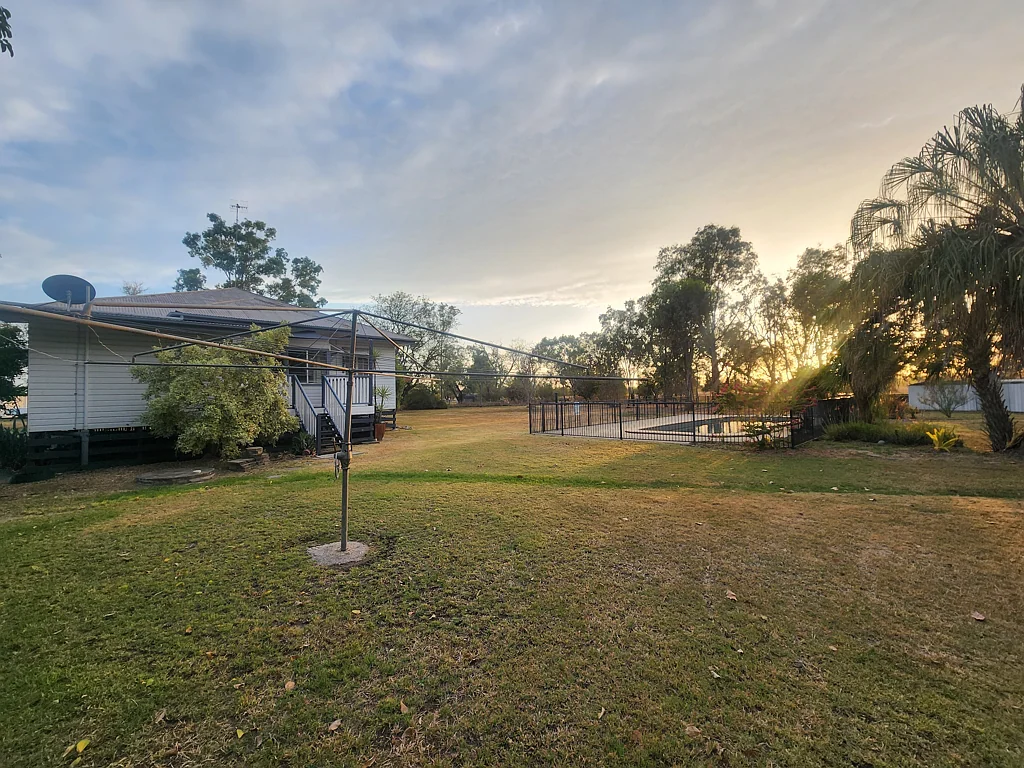 153 Saleyard Rd, Moura, QLD 4718