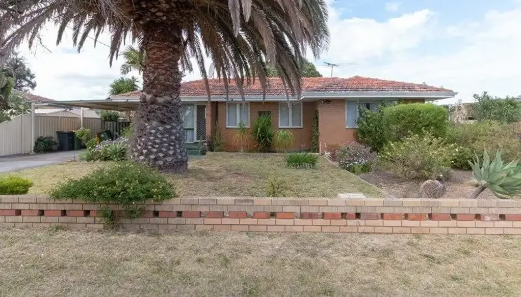STUNNING RECENT RENOVATION