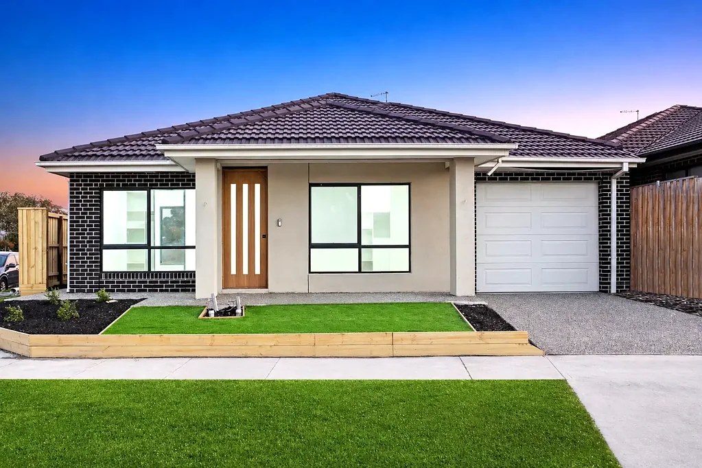 Wollert 4房  Brand new House - Walk to Primary School and Secondary Collage!!