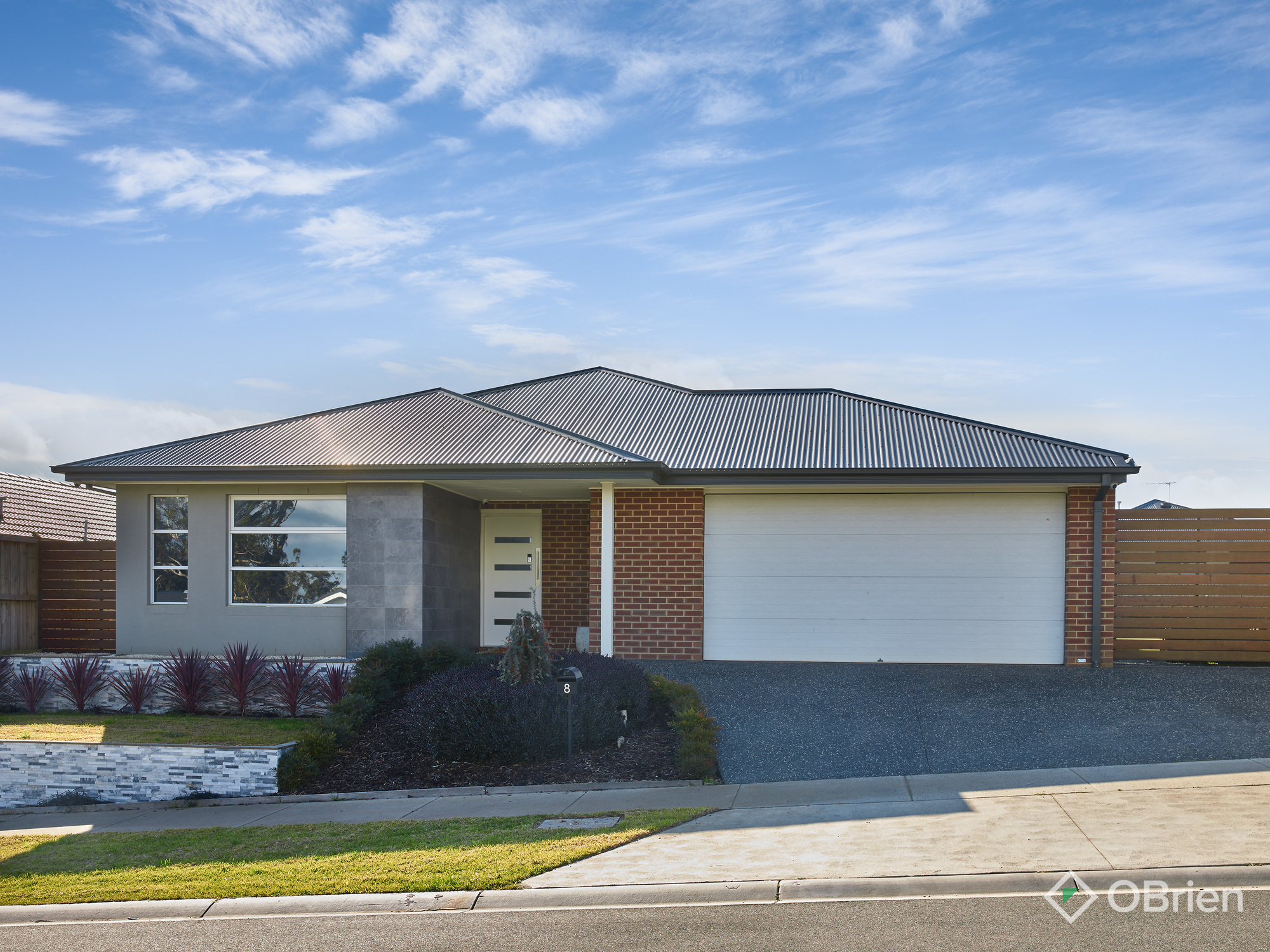 8 CLOVERLEAF CR, DROUIN VIC 3818, 0 Kuwarto, 0 Banyo, House