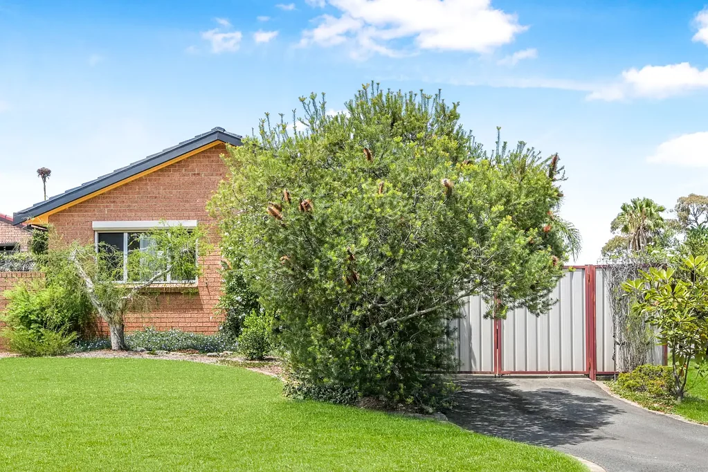 Neat & Tidy One Bedroom Granny Flat + Water Included