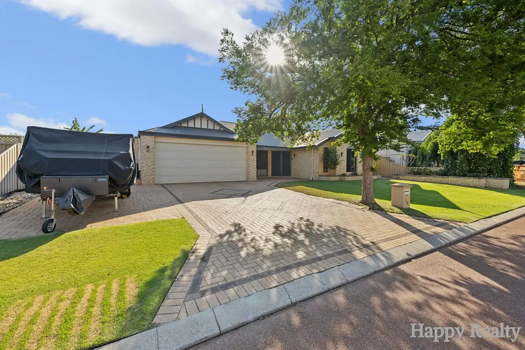 10 Edmonton Road, Canning Vale, WA 6155