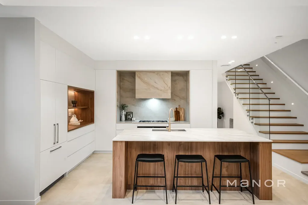 North Parramatta 5 Bedroom Brand New Luxury Entertainer