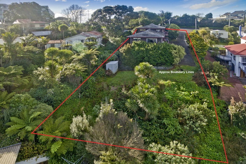 1/546 Beach Road, Rothesay Bay, Auckland - North Shore, 4 Bedrooms, 0 Bathrooms