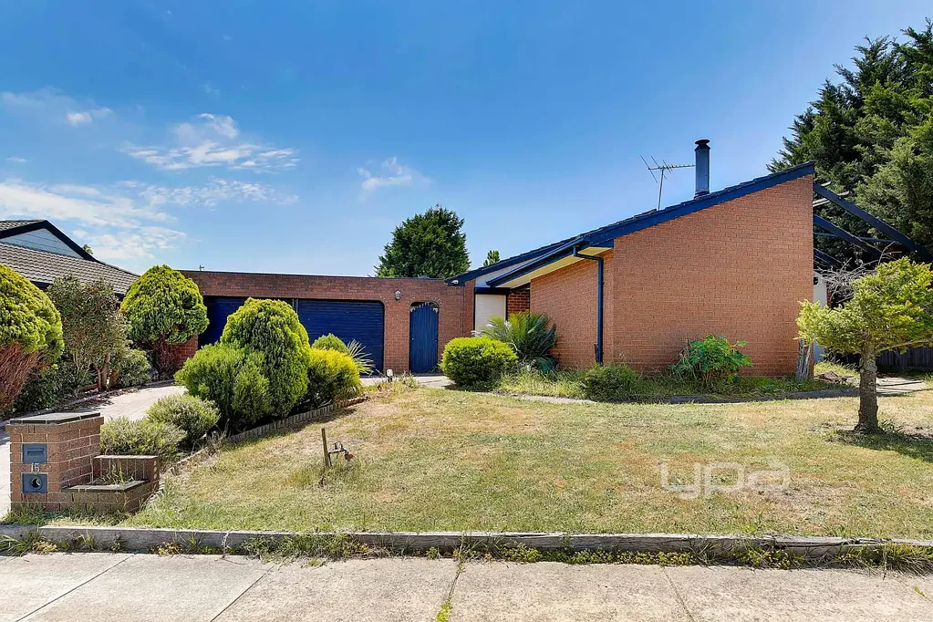 Meadow Heights 3 Slaapkamer Family Living on a Huge 777m² Allotment in a Premier Meadow Heights Location