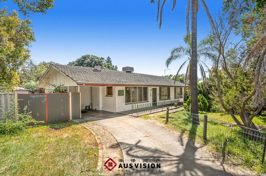 $620/w Comfortable 2b Home with Spacious Backyard