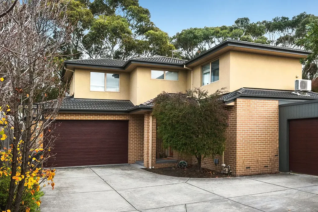Modern Family Living in Prime Location