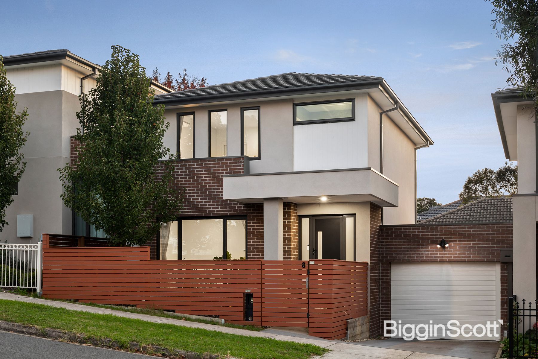 8 ATTUNGA CT, DONCASTER VIC 3108, 0房, 0浴, Townhouse