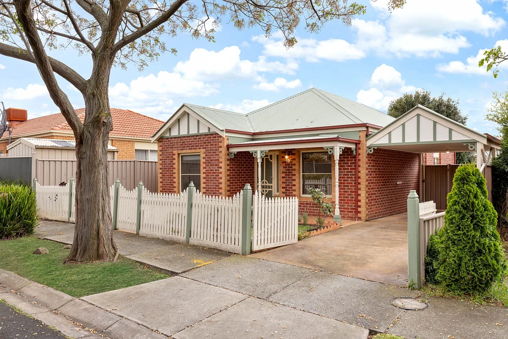 24 Toongabbie Place, Craigieburn, VIC 3064