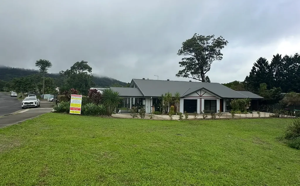 Nimbin 4ਬੈੱਡਰੂਮ MODERN ALTERNATIVE LIVING