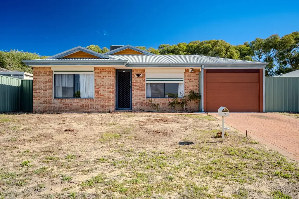 Merriwa 4房  QUIET STREET LOCATION - SEAGROVE ESTATE