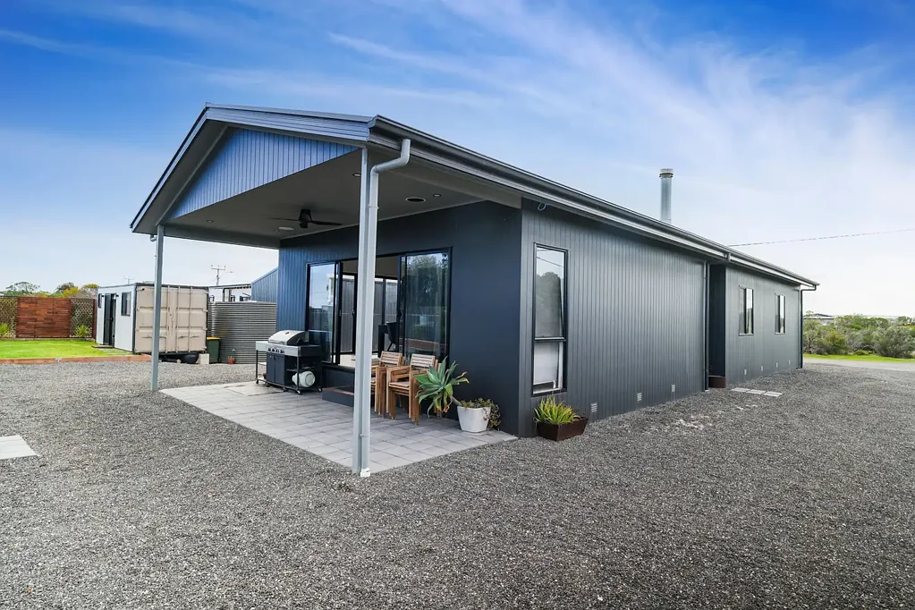 Thompson Beach 4ਬੈੱਡਰੂਮ Peaceful Coastal Perfection at Petrel Crescent!