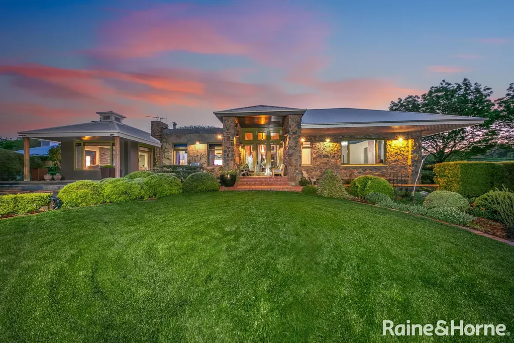 Riddells Creek 3ห้องนอน Downstream - An Architectural Masterpiece Immersed in Nature