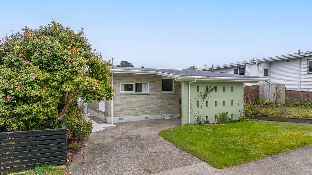 17 Silverbirch Grove, Churton Park, Wellington