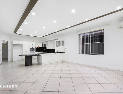 12 Bowden Street, Merrylands West, Parramatta (Northwest suburbs), 4房, 2浴, House