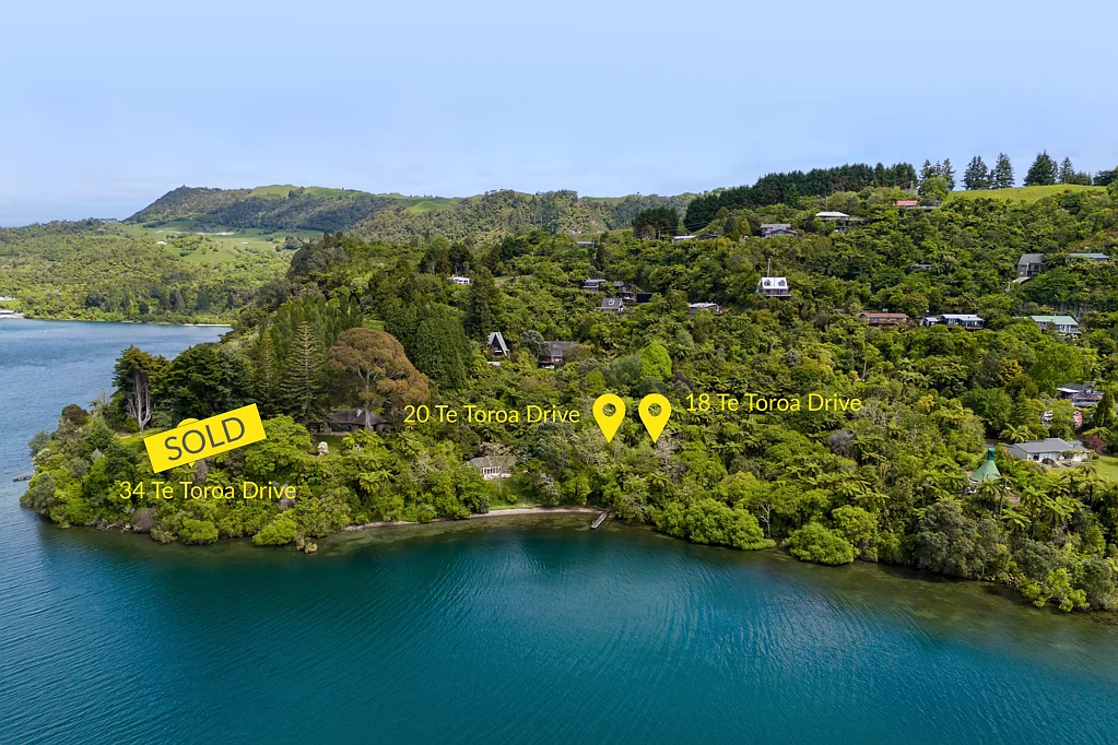 Lake Tarawera Waterfront Paradise, 2 Stunning Lakeside Sections