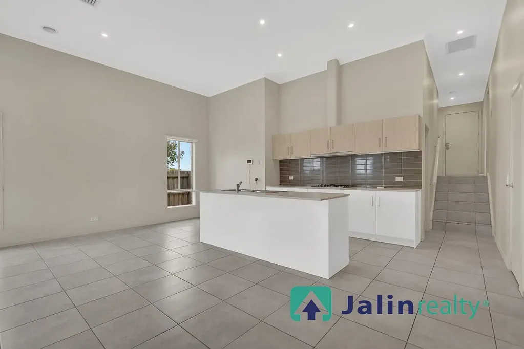 Mernda 4Kwarto MOTIVATED SELLER! STYLISH CHARACTERISTIC HOME!