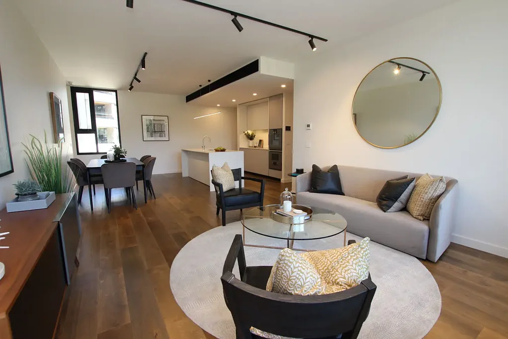 Luxury Apartment Living- The Estate in Forrest