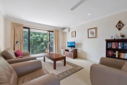11/15 Junction Road, Clayfield