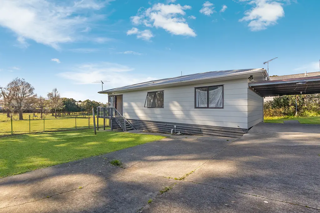 Manurewa 3Kwarto ON THE PARK!!!!!!
