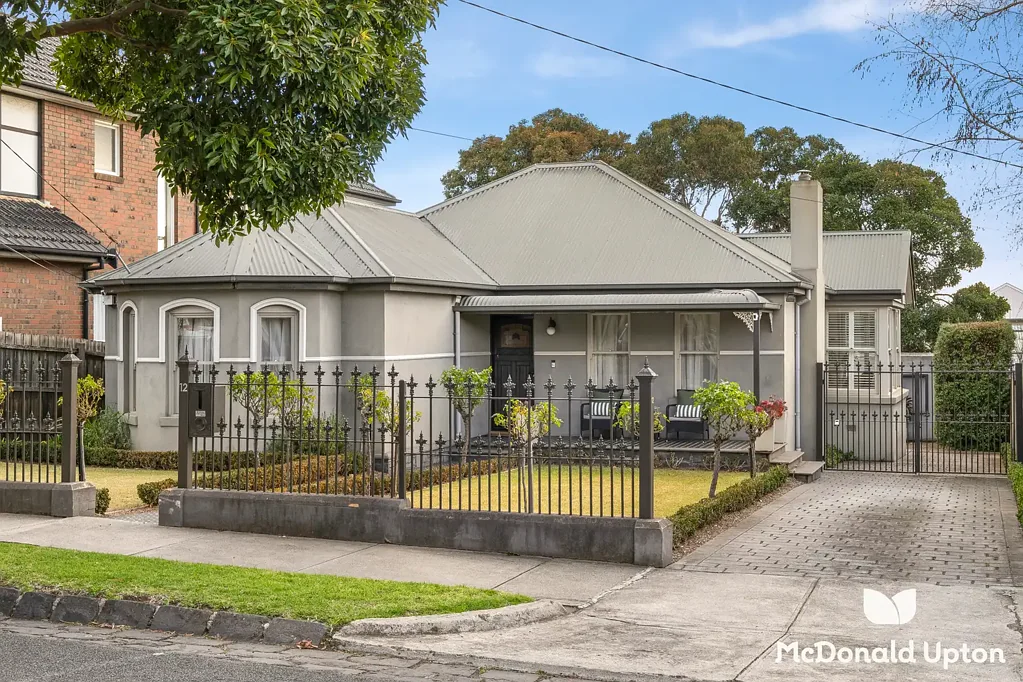 Essendon 2ਬੈੱਡਰੂਮ Prime Pocket Offering Comfort & Scope