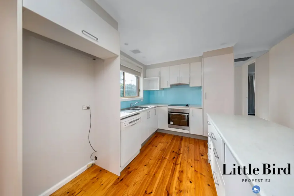 Modern Three Bedroom Home in Spence!