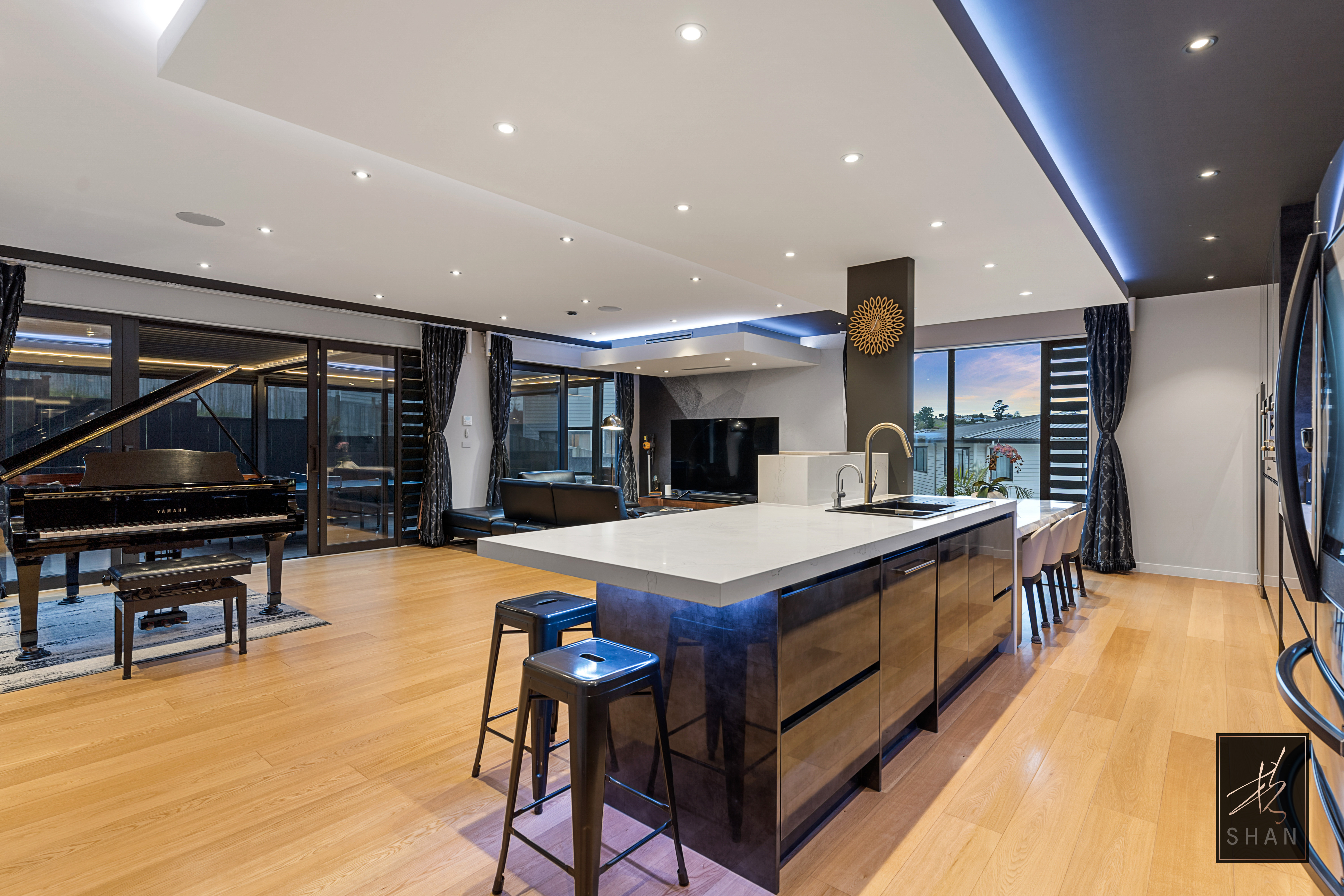 21 Colliston Rise, Pinehill, Auckland - North Shore, 8 habitaciones, 0 baños