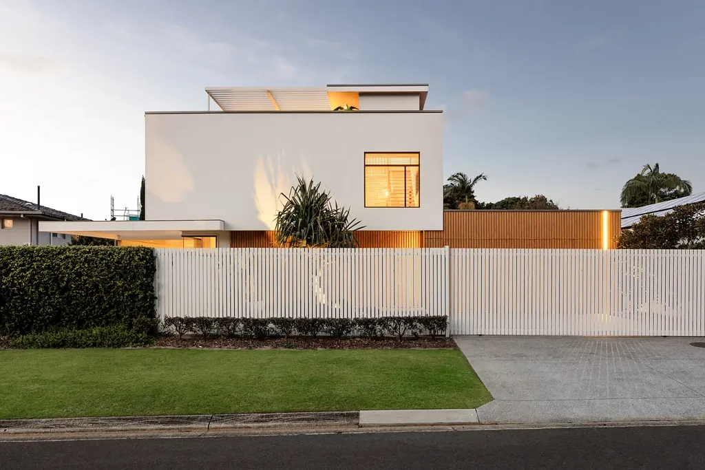 Buderim 4 Bedroom A Masterclass in Contemporary Luxury - Architecturally Designed Masterpiece