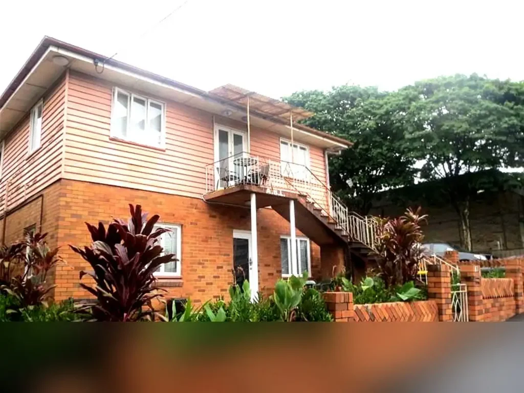Spacious 4-Bedroom Unit in Prime Location