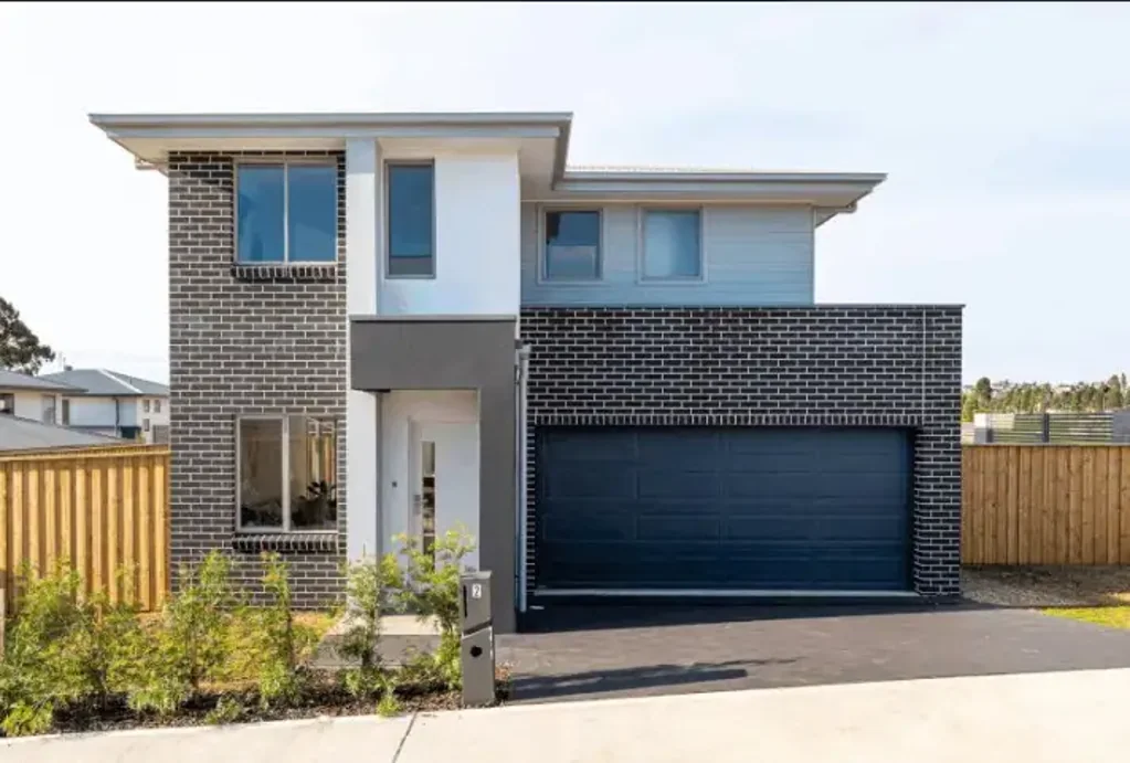 Riverstone 3 Bedroom TOTRENS TITLE HOMES I NO STRATA TO PAY